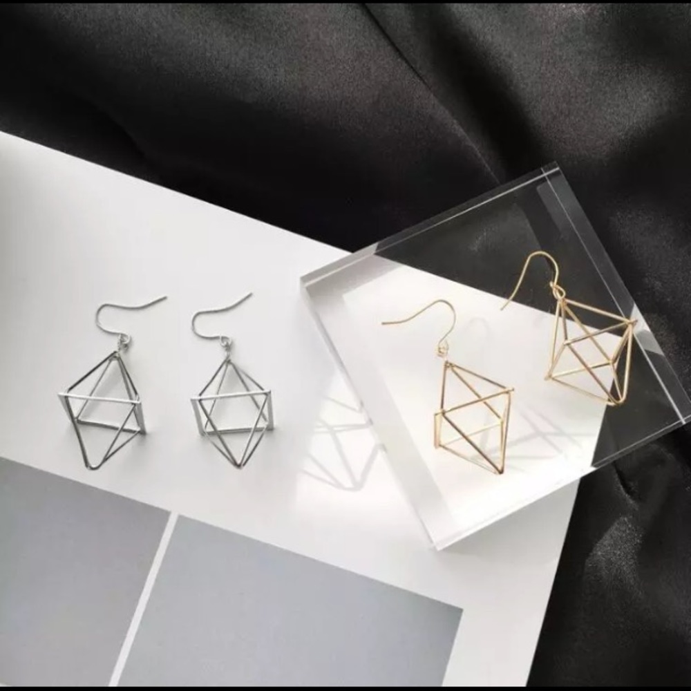 NEW!💙💎DOUBLE TETRAHEDRON!!! AWESOME!💎💙SILVERY! - Picture 5 of 8